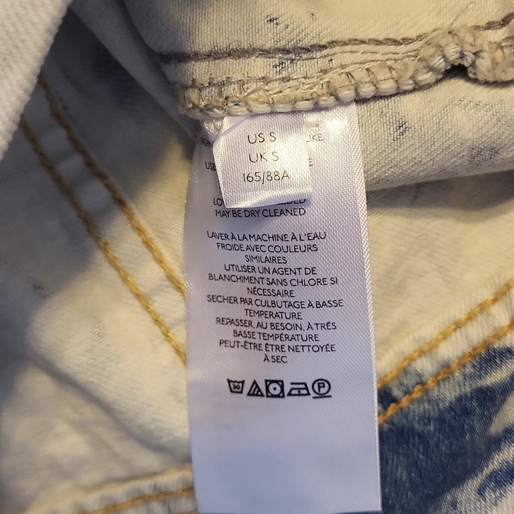 NWT Free People Rumors Denim Jacket in Jones Tie Dye Blue Size Small Jean - Picture 3 of 7
